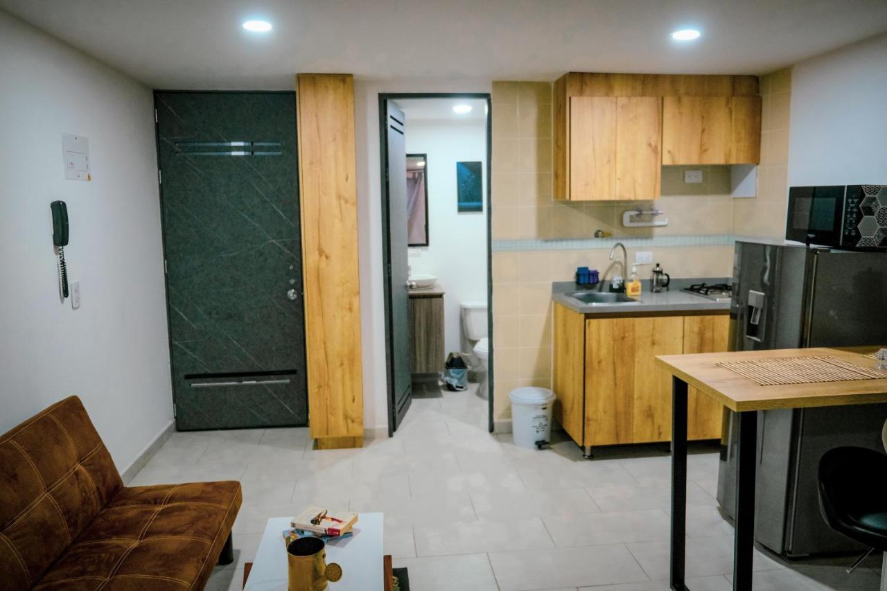 Acogedor Loft Frente Al Tranvia * Medellin
